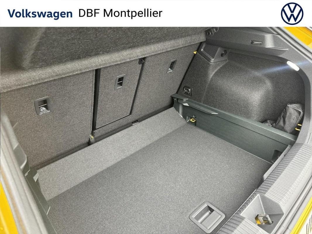 Volkswagen T-Roc - Photo 29