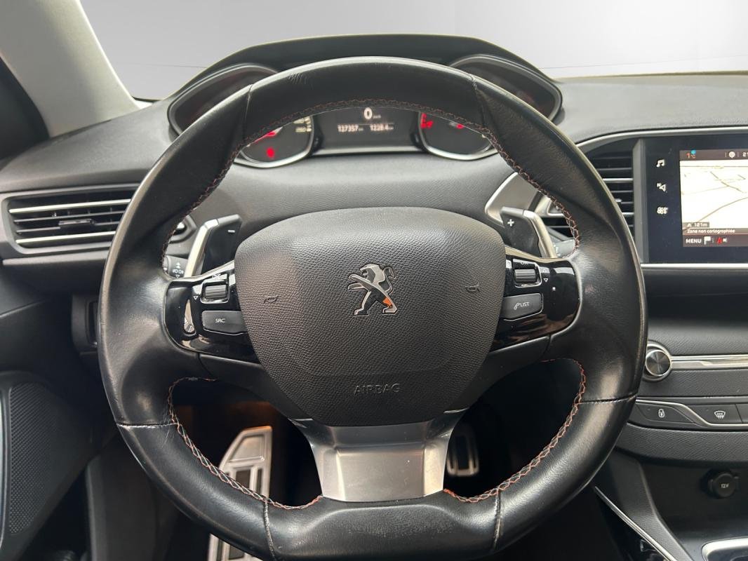 Peugeot 308 - Photo 11