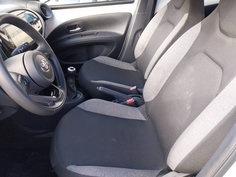Toyota aygo x - Photo 25