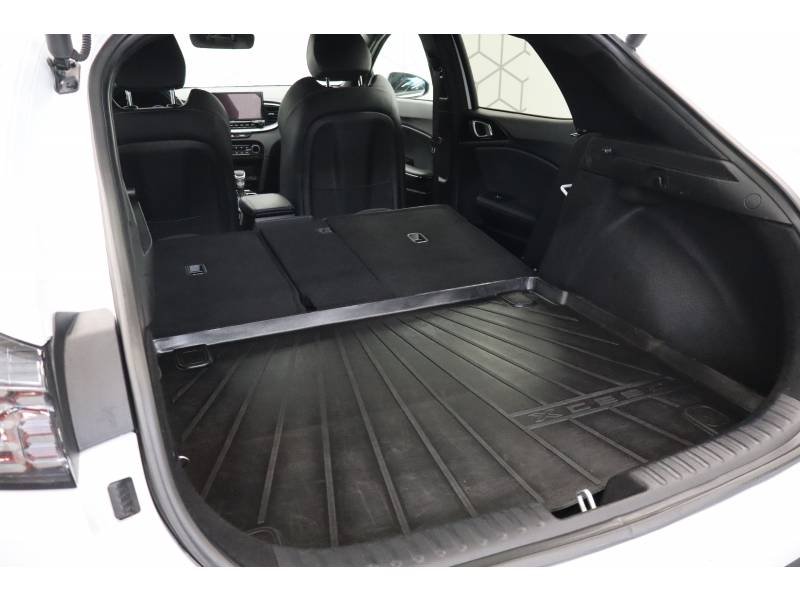 Kia Xceed - Photo 19