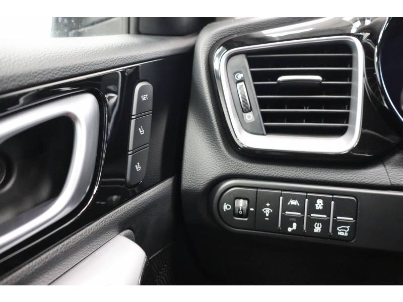Kia Xceed - Photo 37