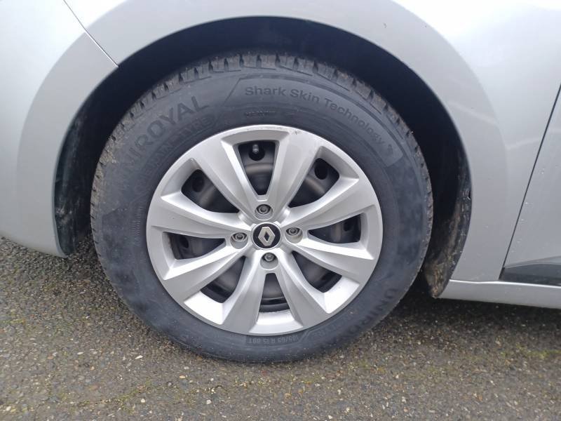 Renault Clio - Photo 18