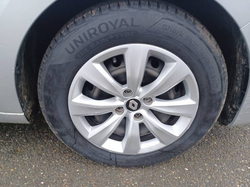 Renault Clio - Photo 21