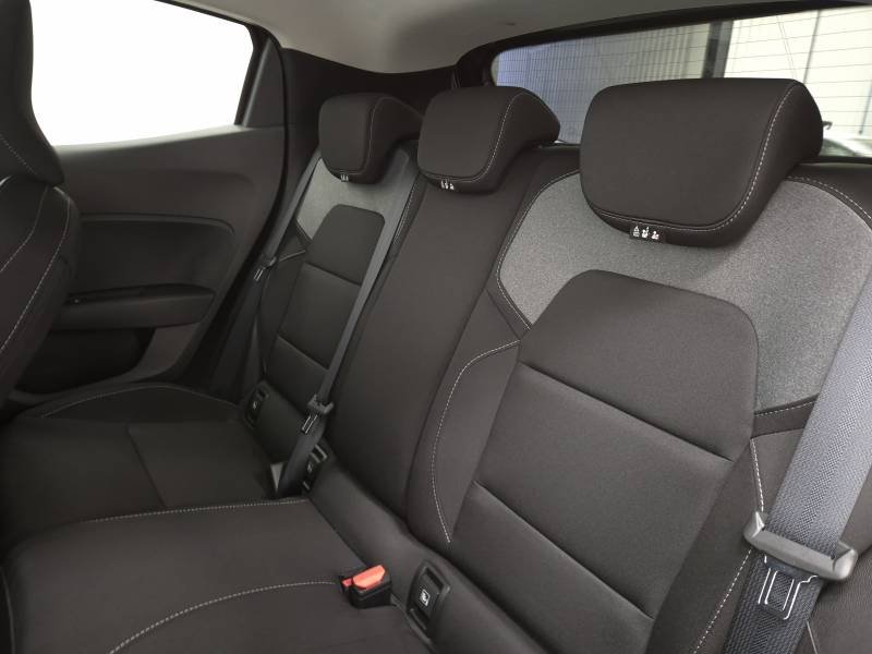 Mitsubishi Colt - Photo 15