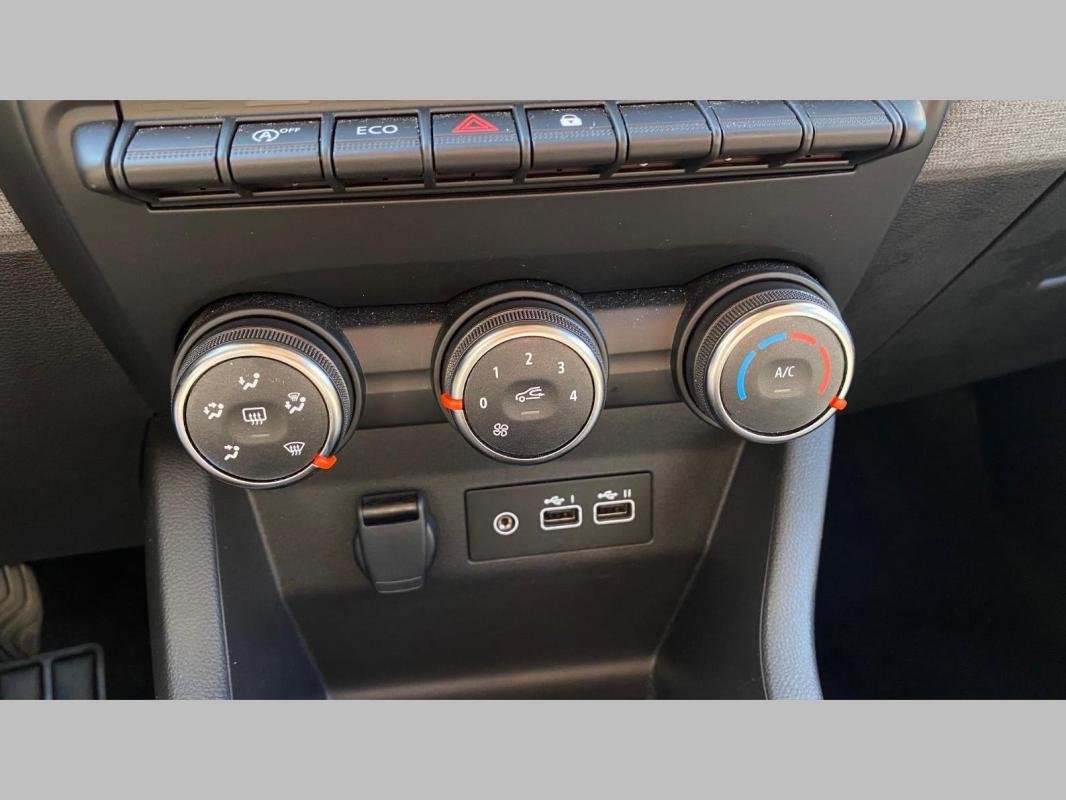 Renault Clio - Photo 14