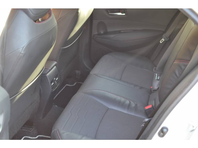Toyota Corolla - Photo 24