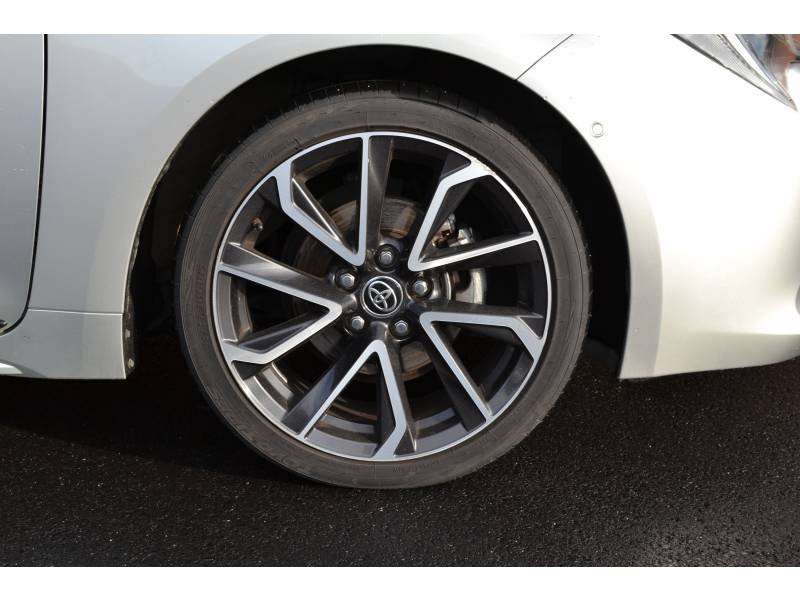 Toyota Corolla - Photo 9