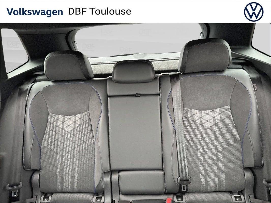 Volkswagen Tiguan - Photo 11