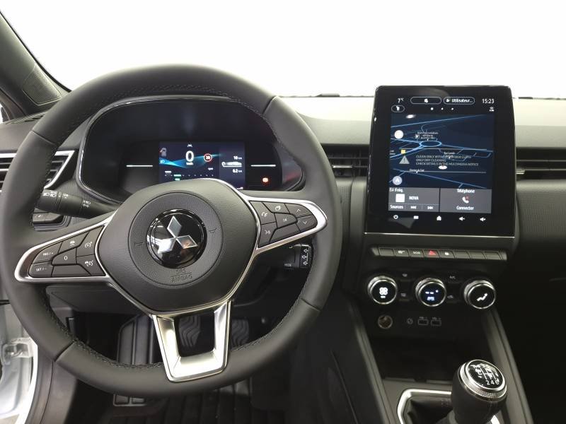 Mitsubishi Colt - Photo 11