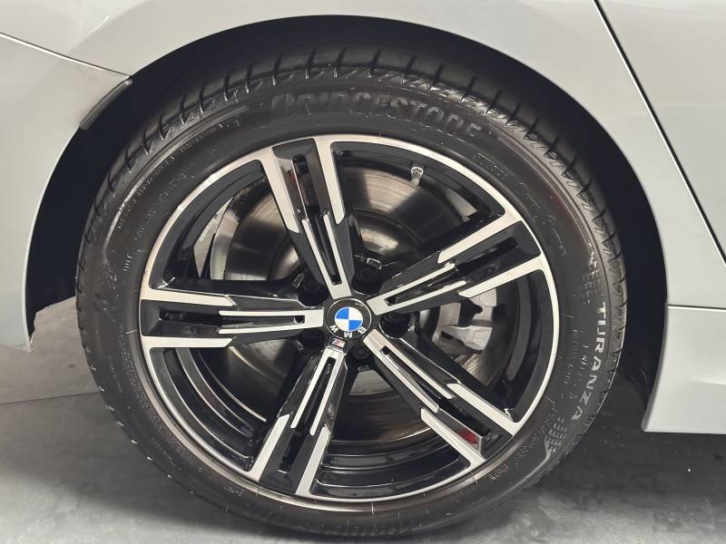 BMW Série 3 - Photo 10