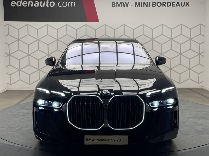 BMW Série 7 - Photo 21