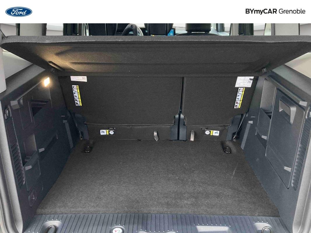 Ford Tourneo - Photo 12
