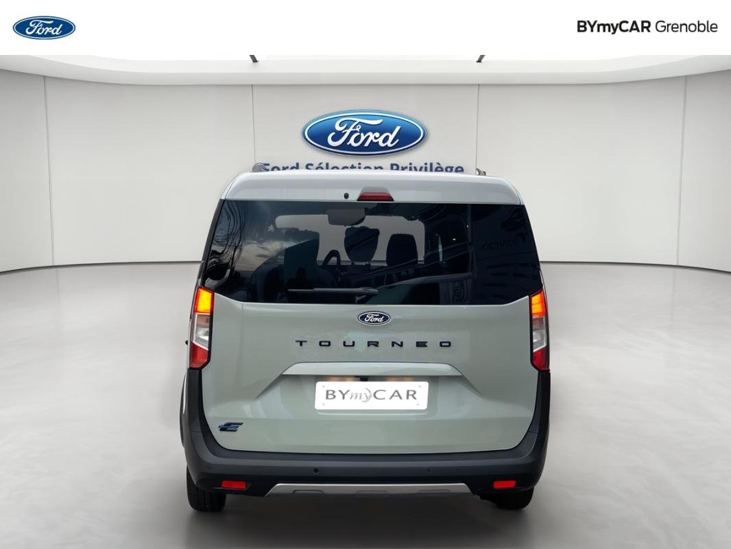 Ford Tourneo - Photo 4