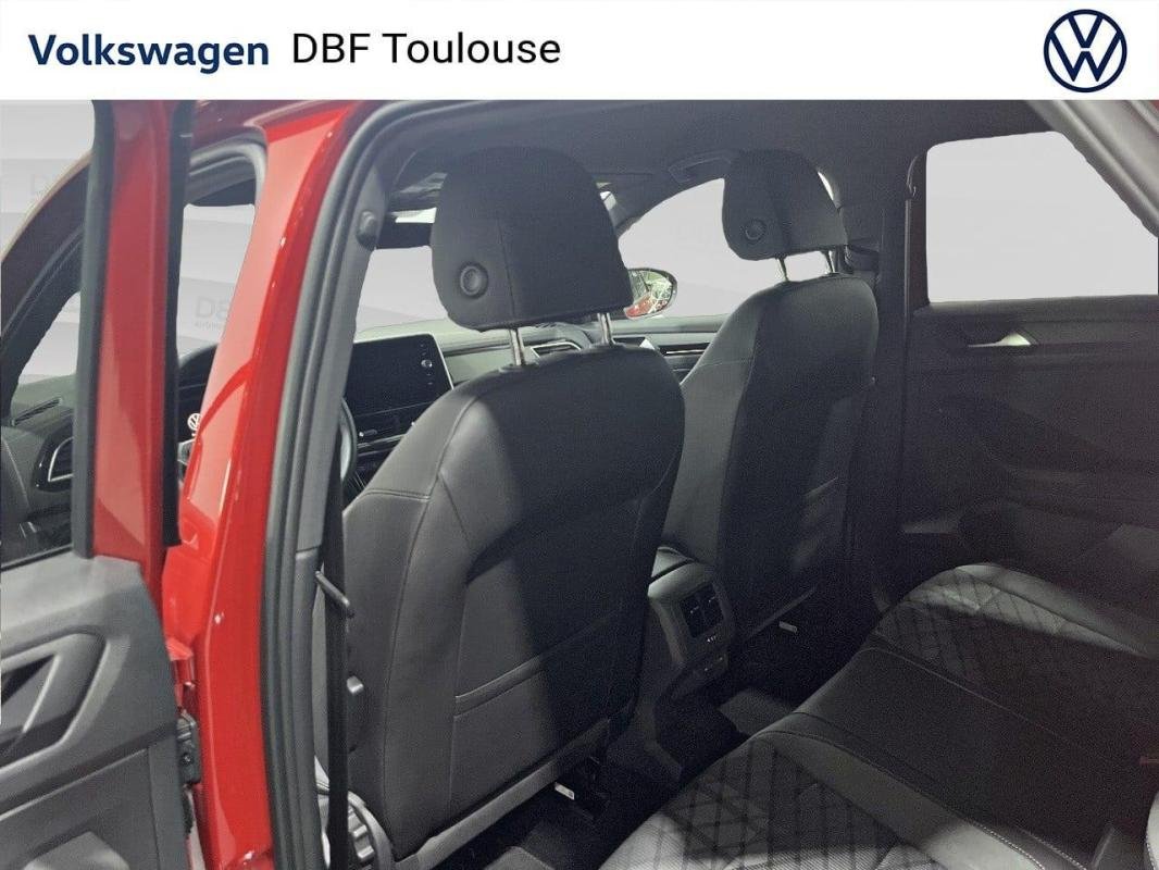 Volkswagen T-Roc - Photo 11