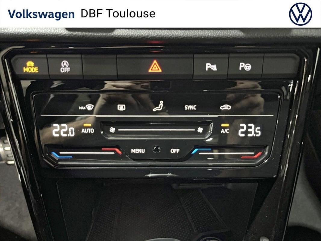 Volkswagen T-Roc - Photo 21