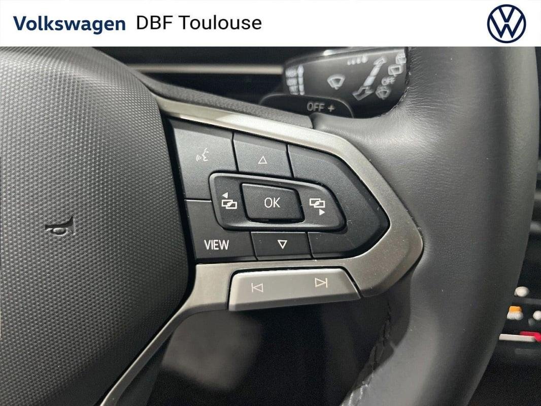 Volkswagen T-Roc - Photo 22