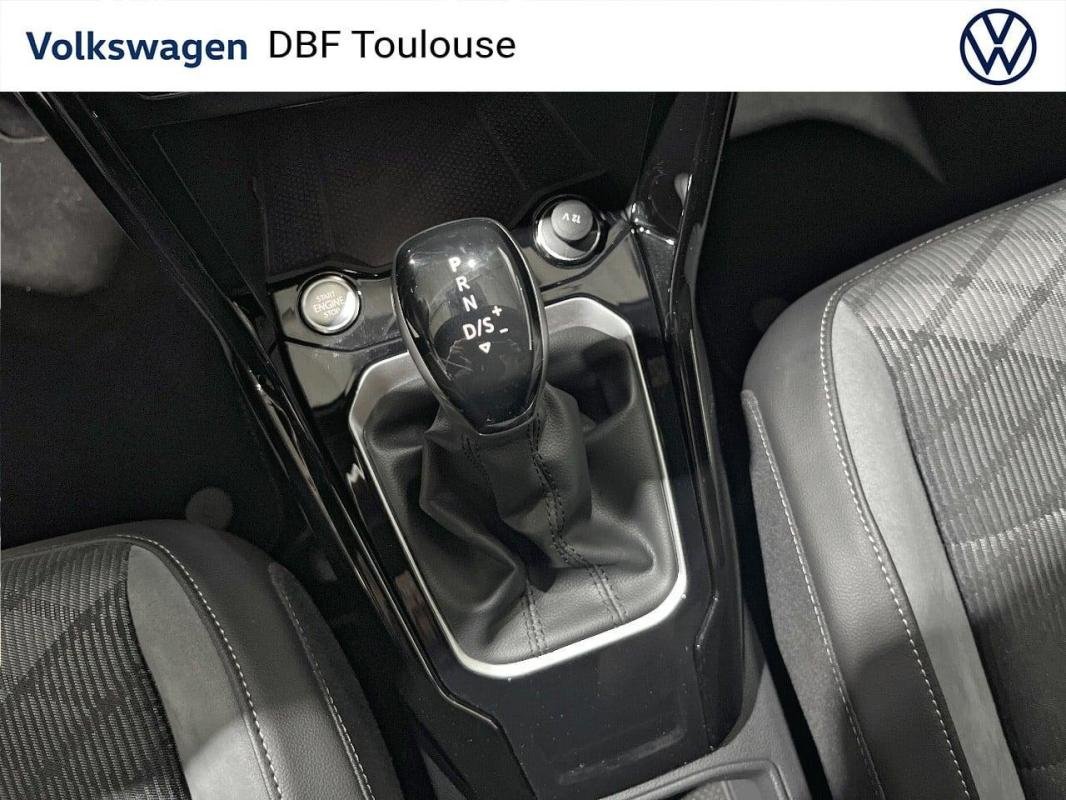 Volkswagen T-Roc - Photo 24