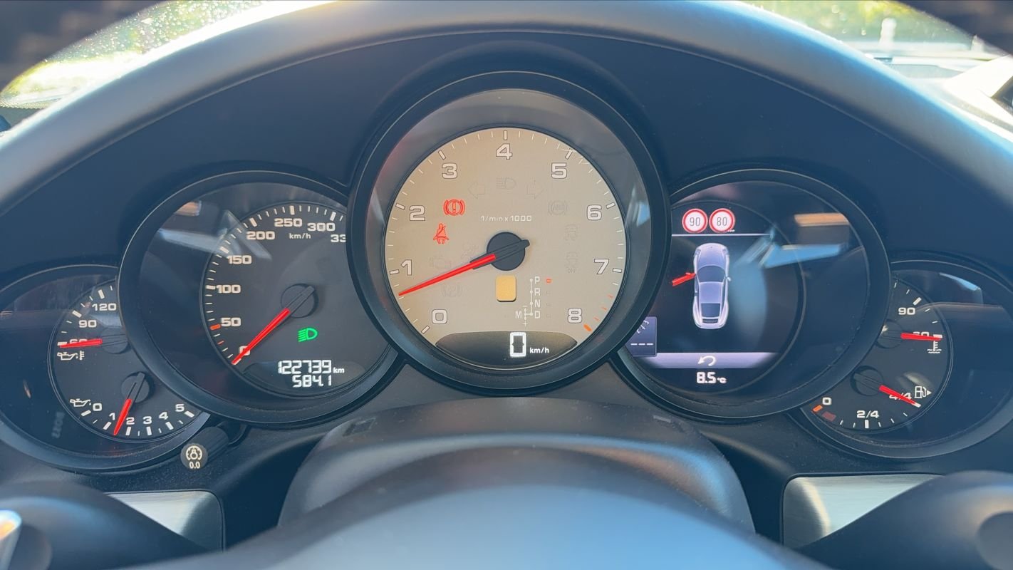 Porsche 911 - Photo 12