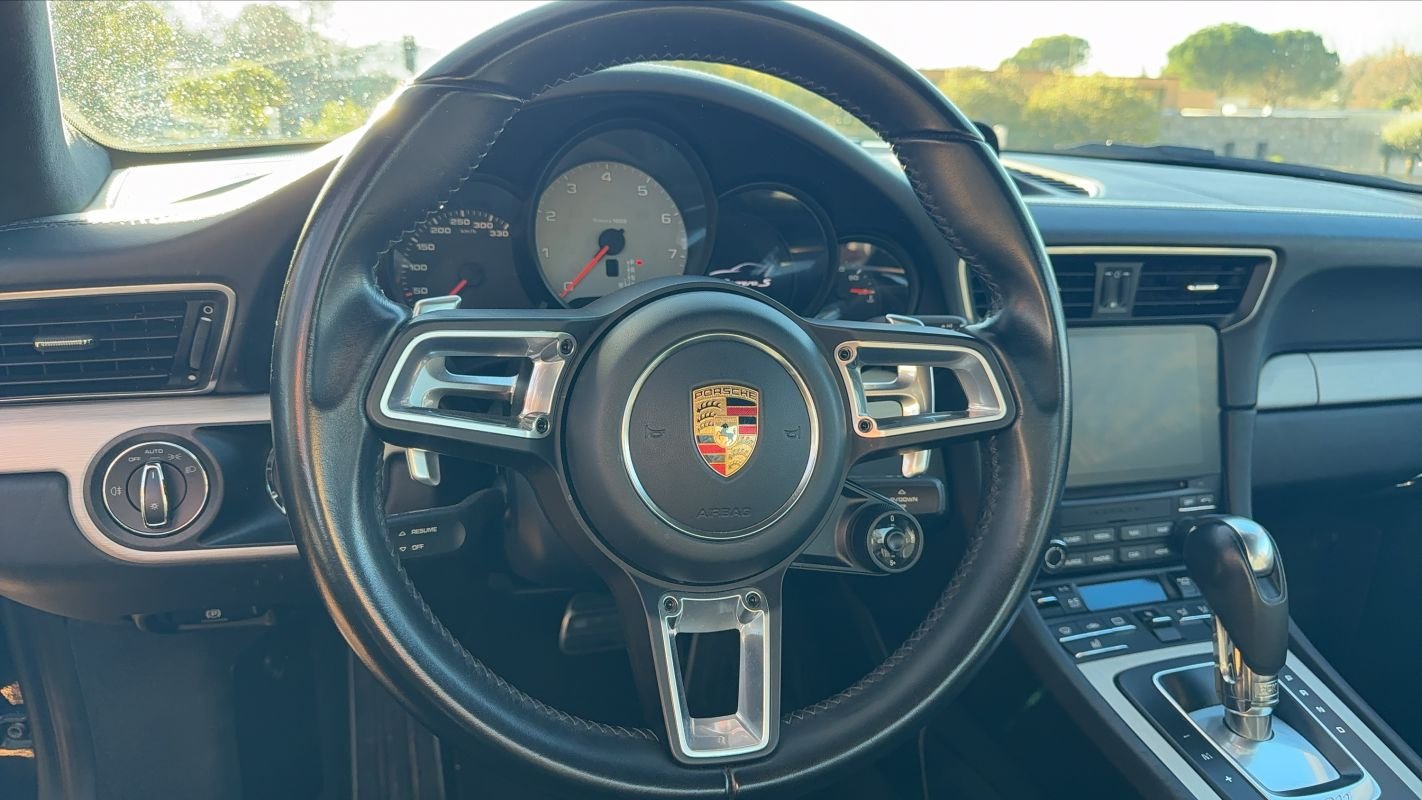 Porsche 911 - Photo 23