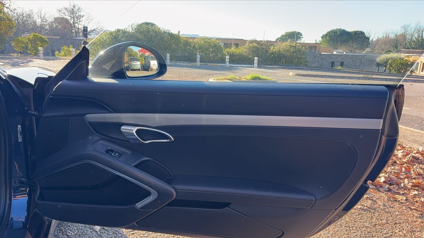 Porsche 911 - Photo 24