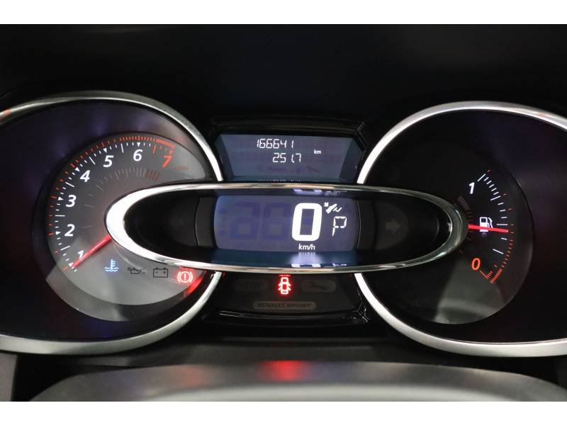 Renault Clio - Photo 18