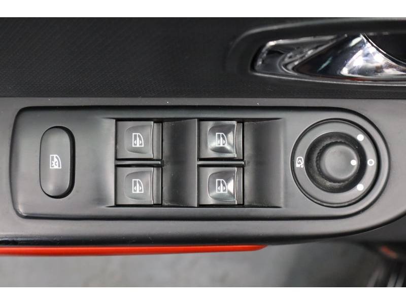 Renault Clio - Photo 25