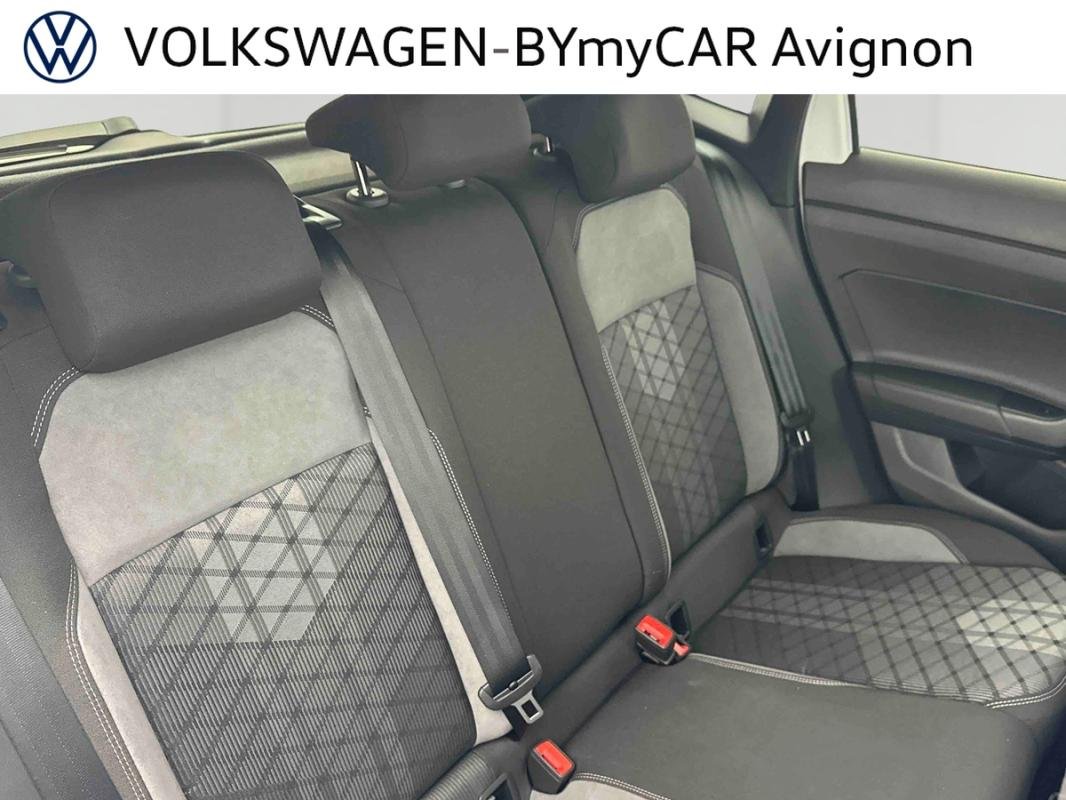 Volkswagen Polo - Photo 26