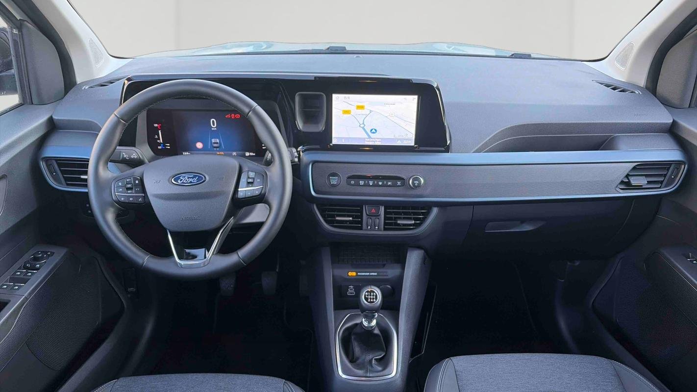 Ford Tourneo - Photo 9