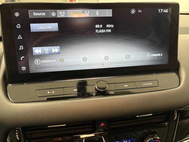 Nissan Qashqai - Photo 18