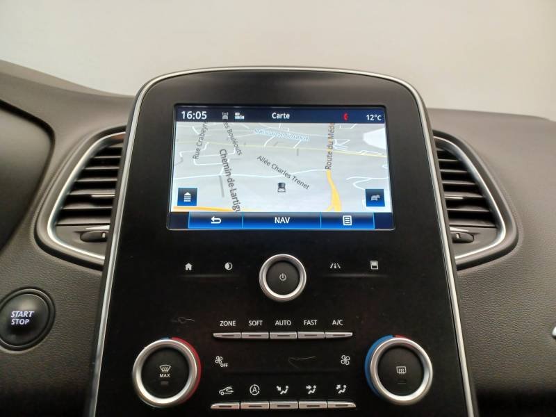 Renault Scénic - Photo 19