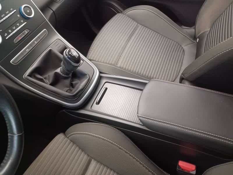 Renault Scénic - Photo 23