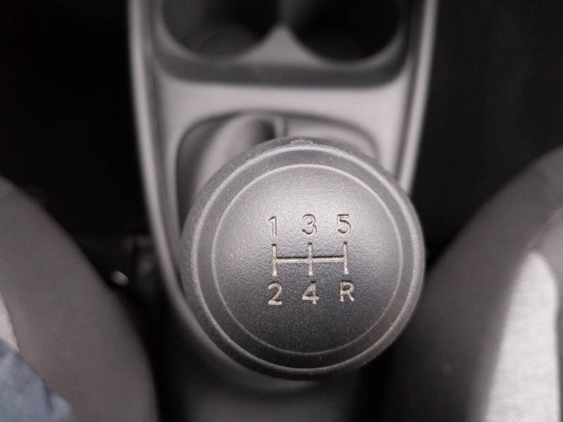 Toyota aygo x - Photo 24