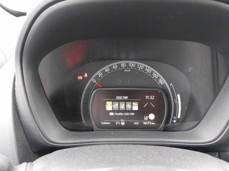 Toyota aygo x - Photo 14