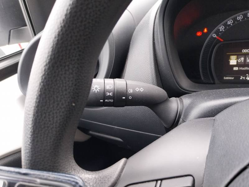 Toyota aygo x - Photo 19