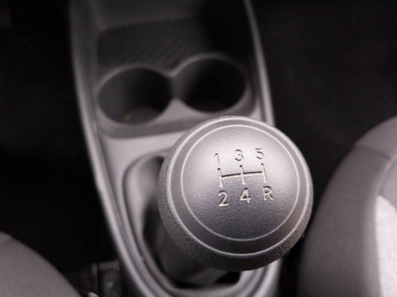 Toyota aygo x - Photo 23