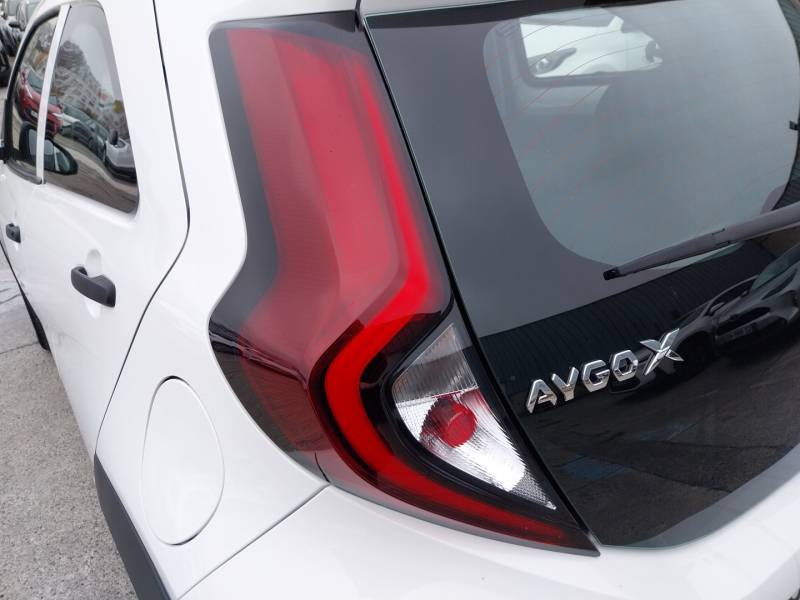 Toyota aygo x - Photo 31