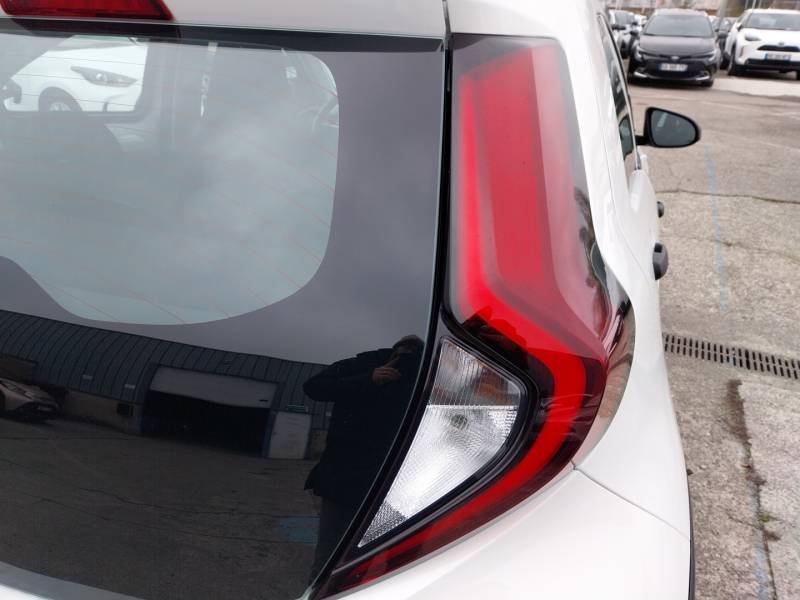 Toyota aygo x - Photo 32