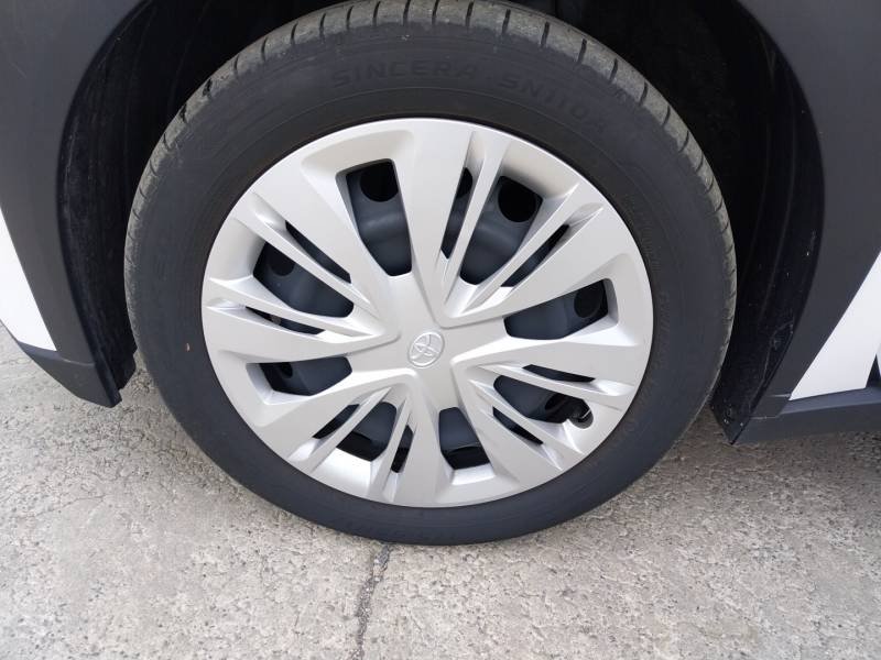Toyota aygo x - Photo 9