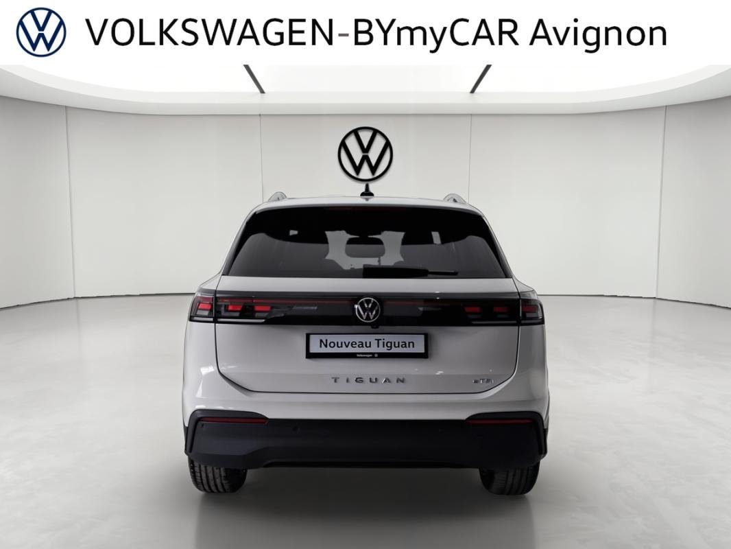Volkswagen Tiguan - Photo 4