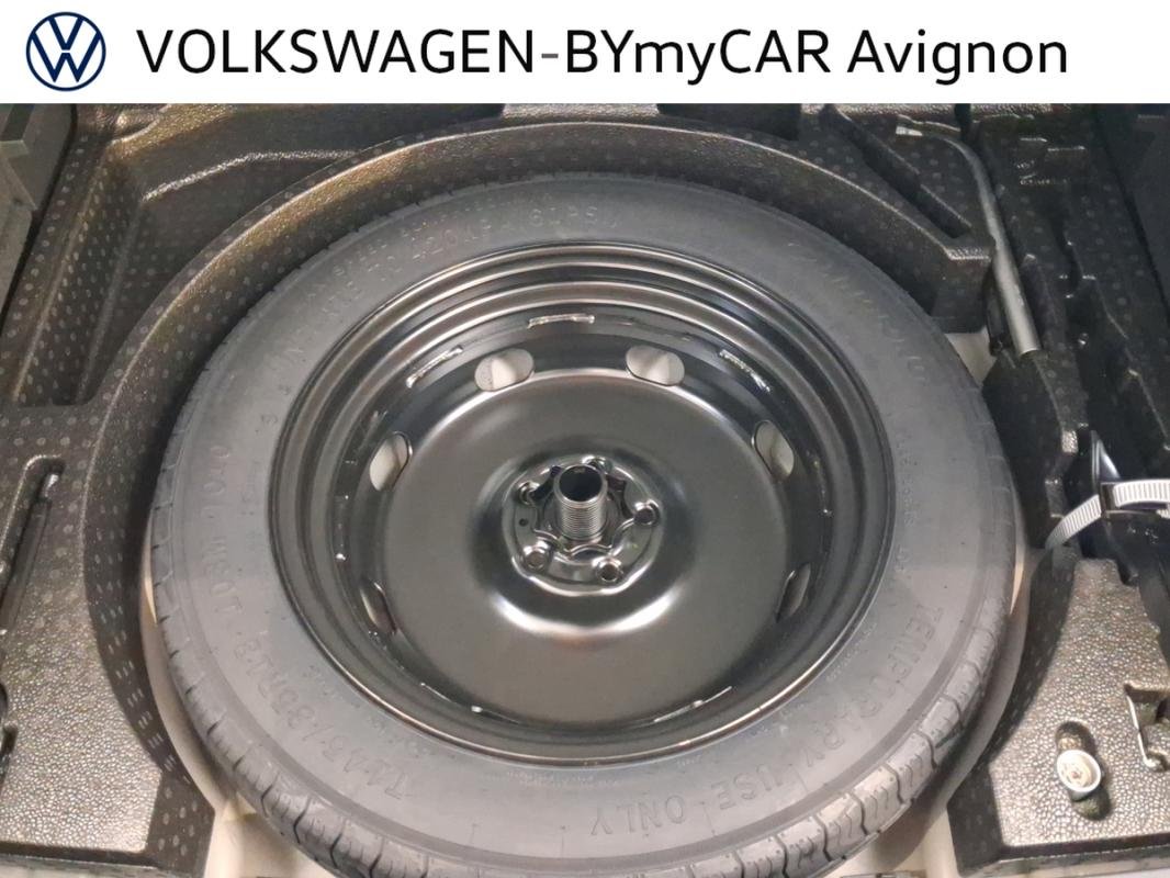 Volkswagen Tiguan - Photo 21