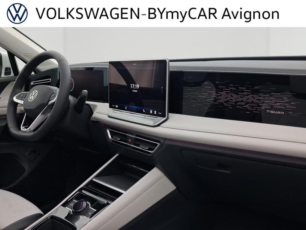 Volkswagen Tiguan - Photo 29