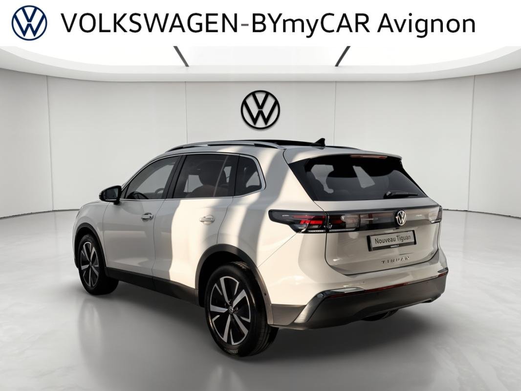 Volkswagen Tiguan - Photo 3