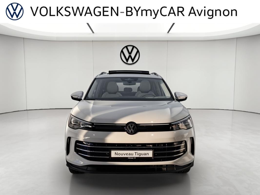 Volkswagen Tiguan - Photo 8