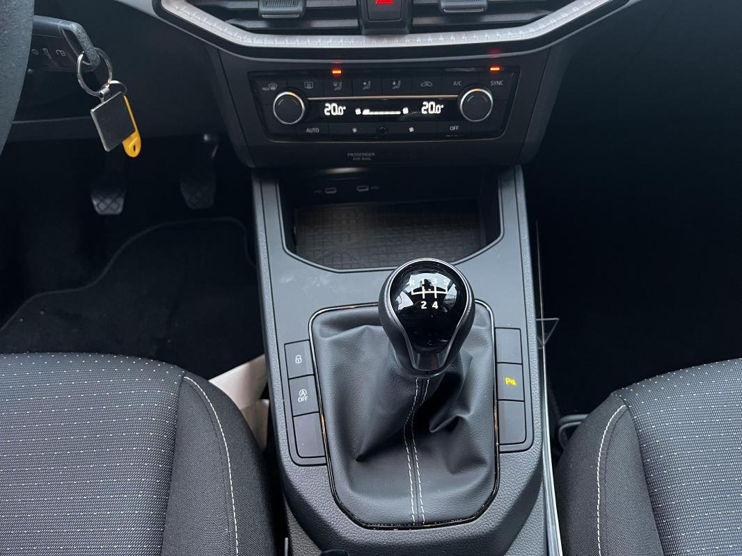 Seat Ibiza - Photo 11