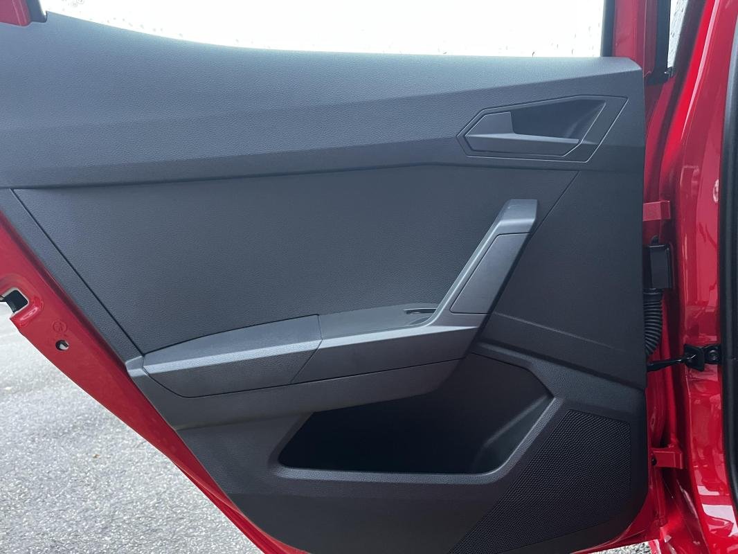 Seat Ibiza - Photo 15