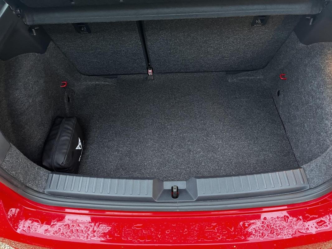 Seat Ibiza - Photo 16