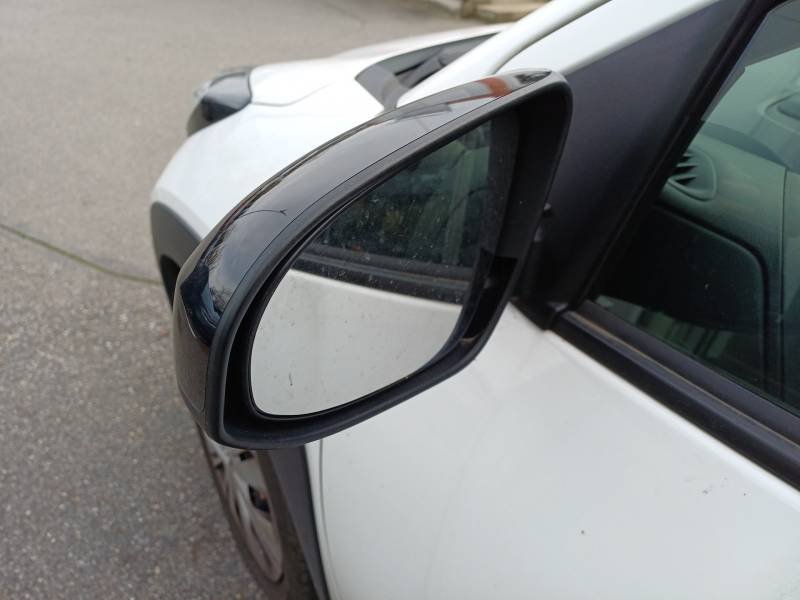 Toyota aygo x - Photo 17
