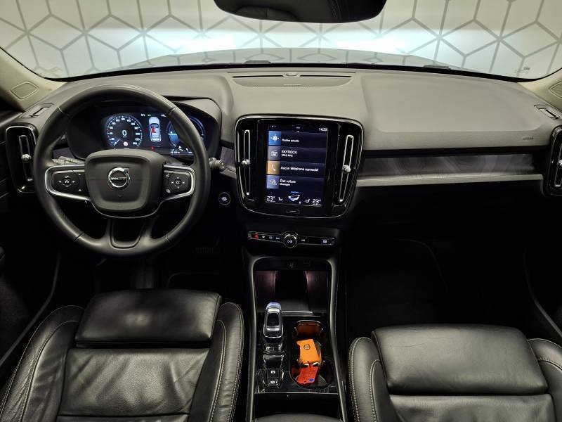 Volvo XC40 - Photo 11