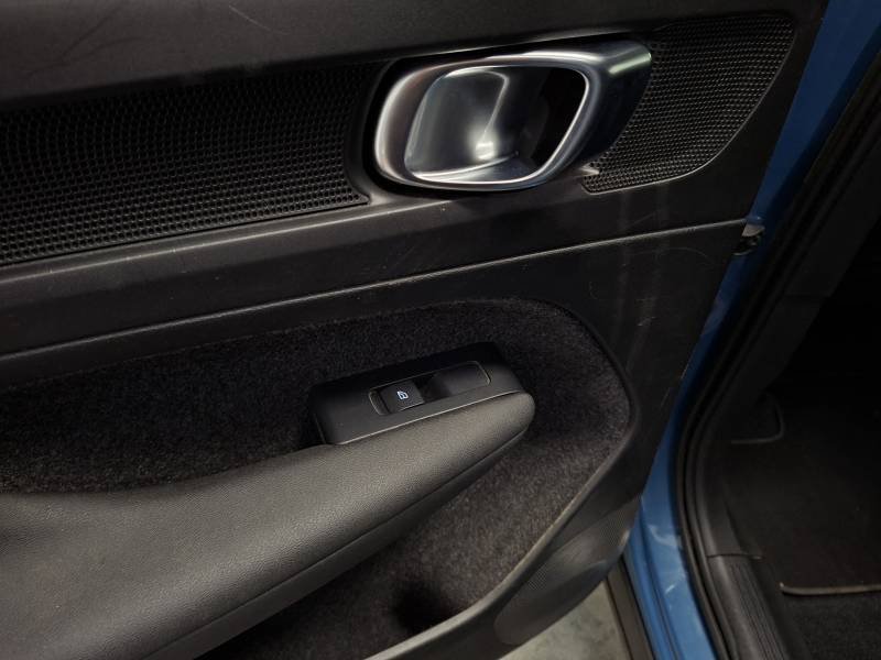 Volvo XC40 - Photo 18