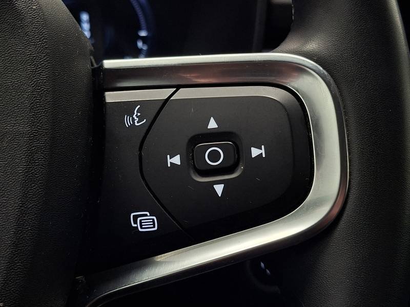 Volvo XC40 - Photo 32